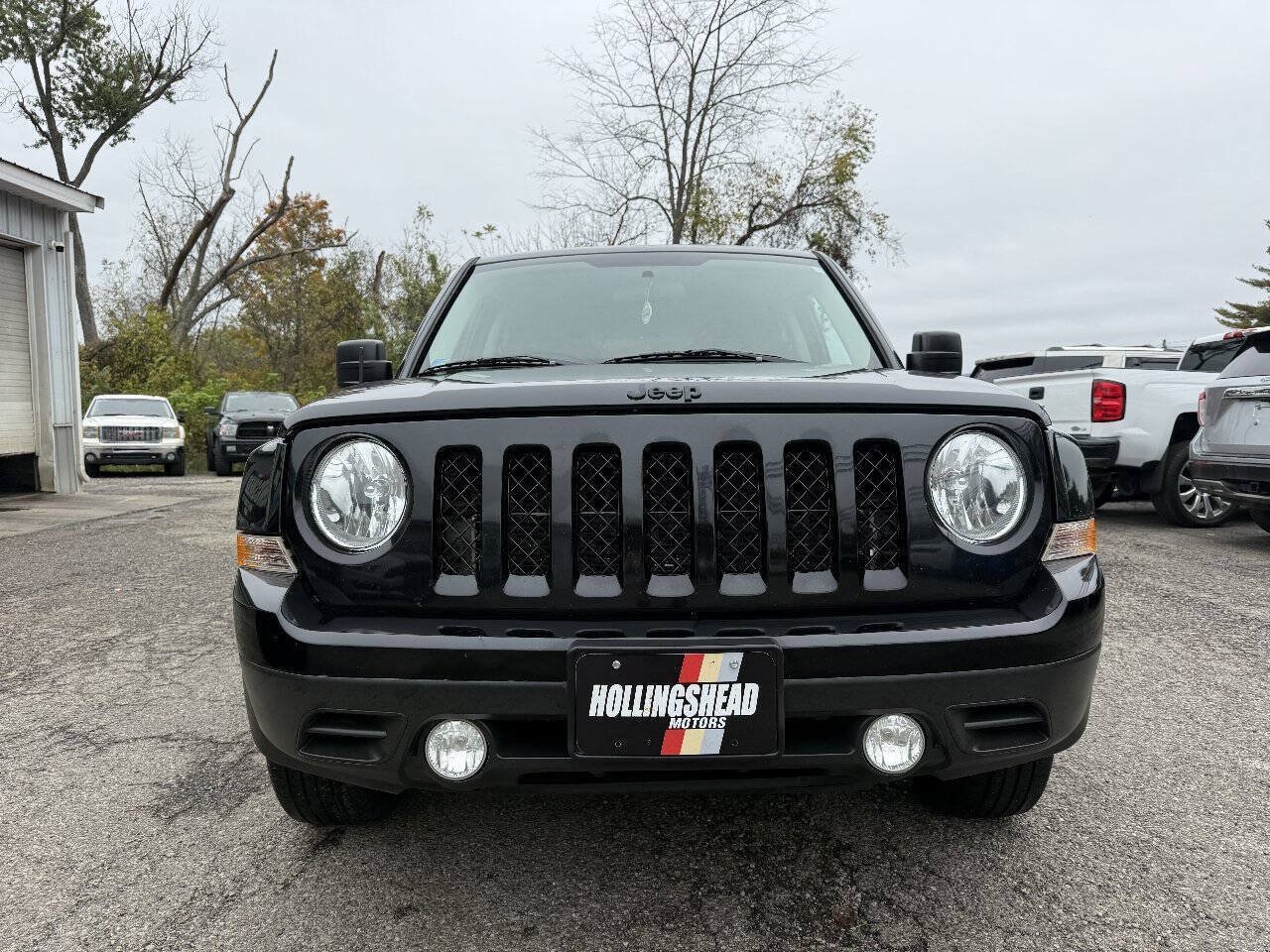 Used 2015 Jeep Patriot Sport w/ Power Value Group FWD image 2