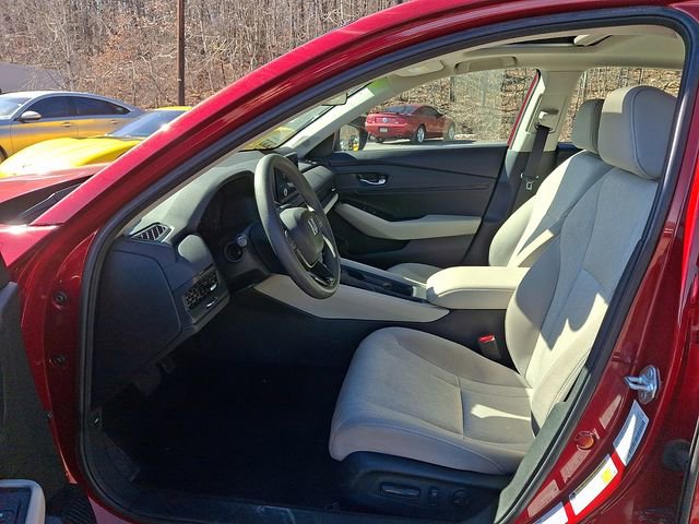 Used 2023 Honda Accord EX image 13
