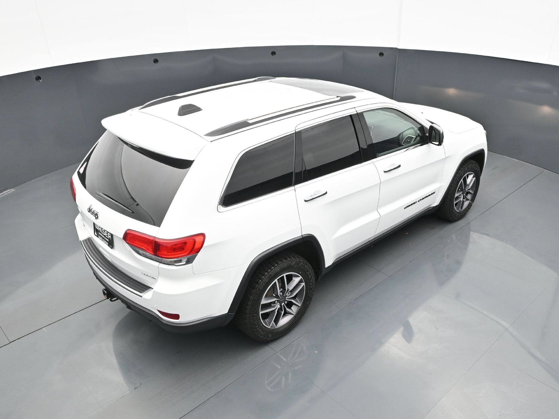Used 2019 Jeep Grand Cherokee Limited w/ Trailer Tow Group IV AWD/4WD image 43