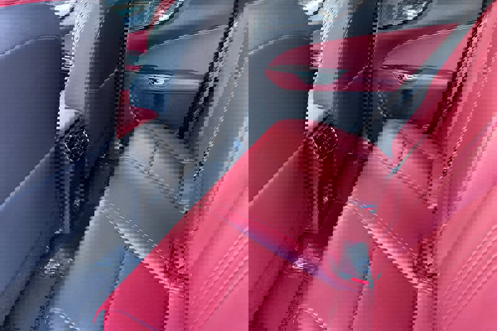 Used 2024 Lexus NX 350h AWD w/ Premium Package image 4