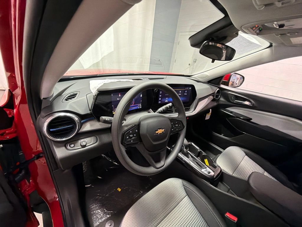 New 2026 Chevrolet Trax LT FWD image 17