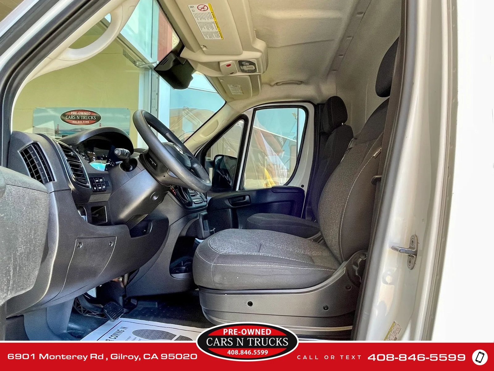Used 2023 RAM ProMaster 3500 w/ Convenience Group FWD image 17