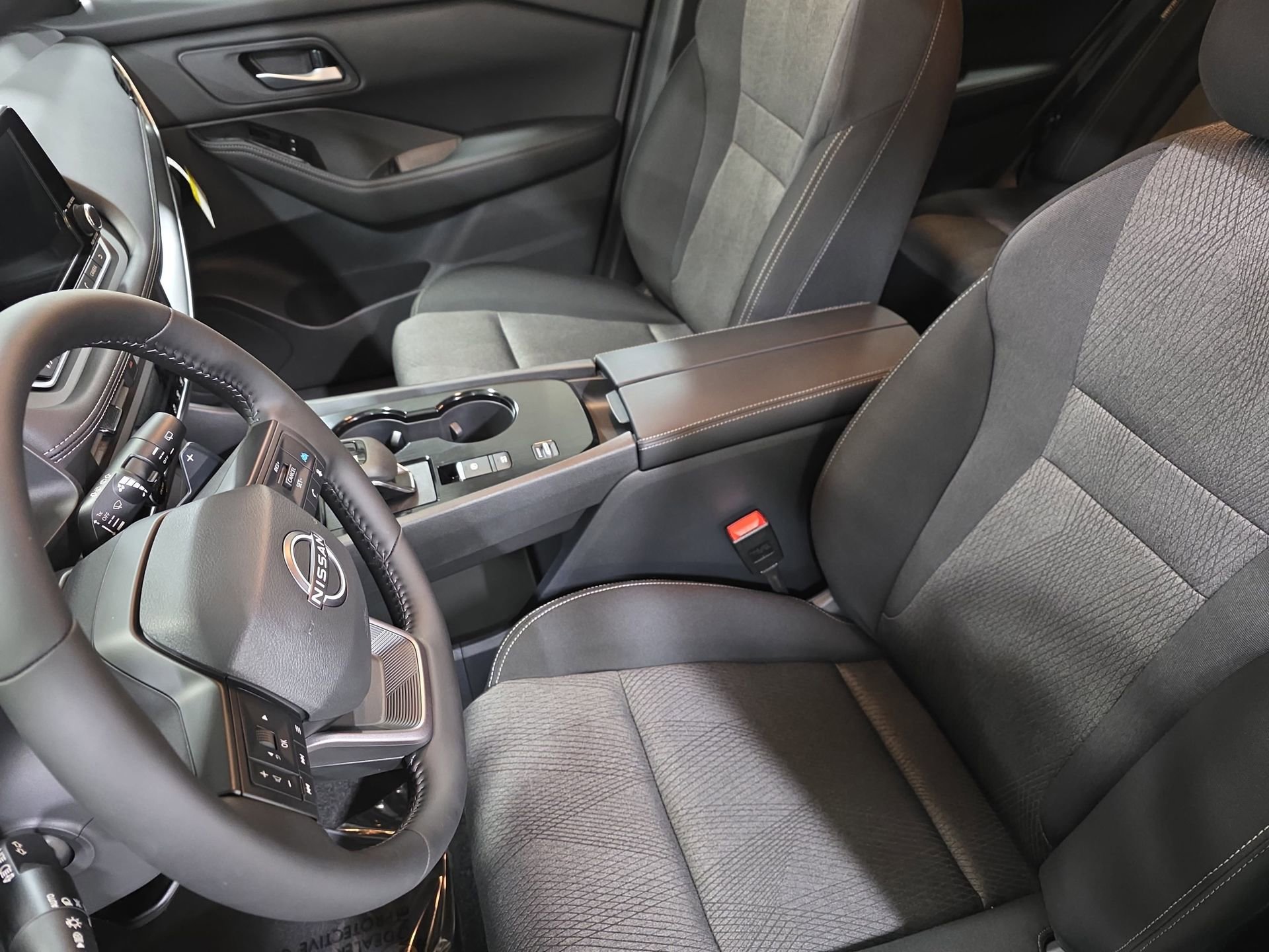 New 2026 Nissan Rogue SV w/ Cold Weather Package FWD image 15