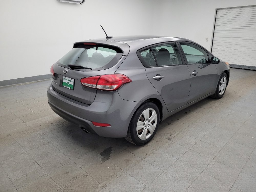 Used 2016 Kia Forte LX image 9