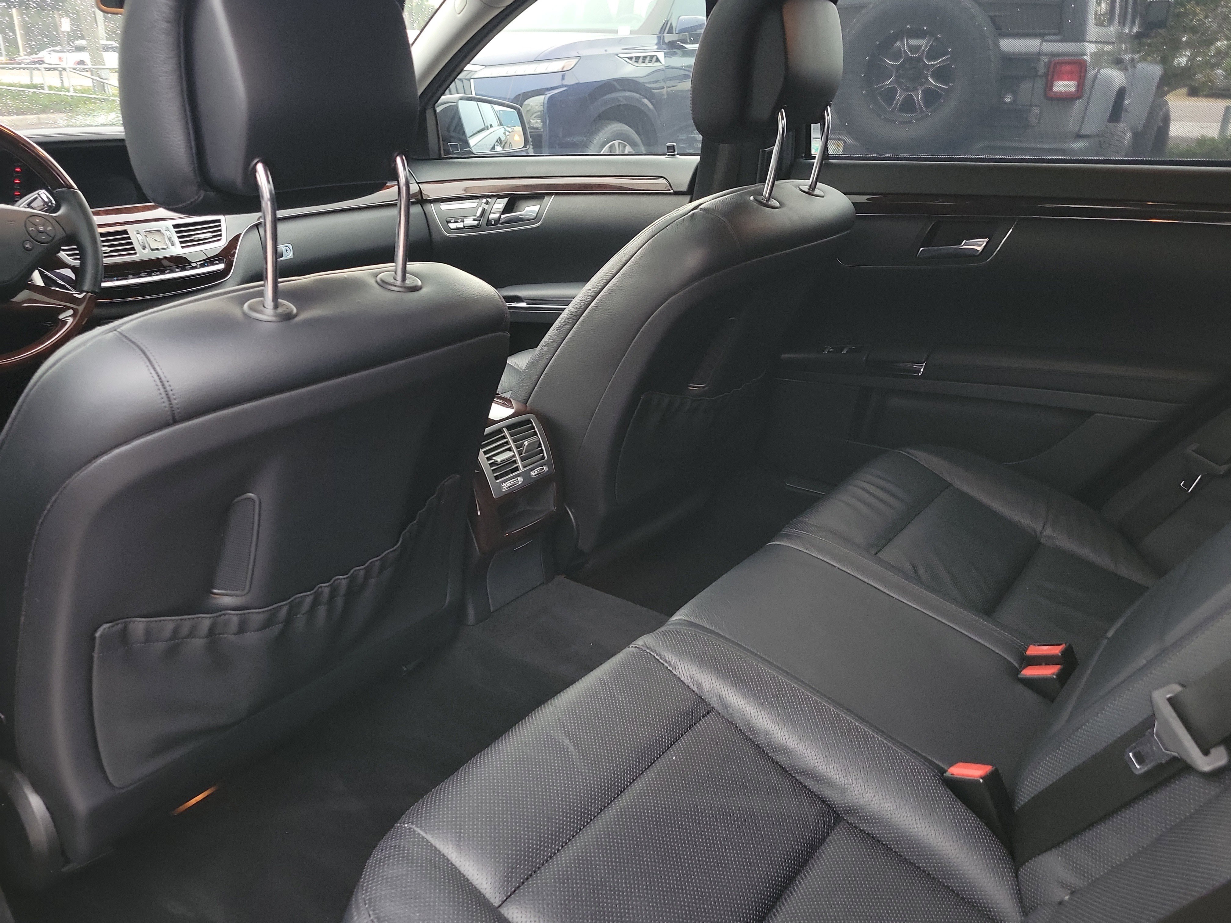 Used 2013 Mercedes-Benz S 550 image 25