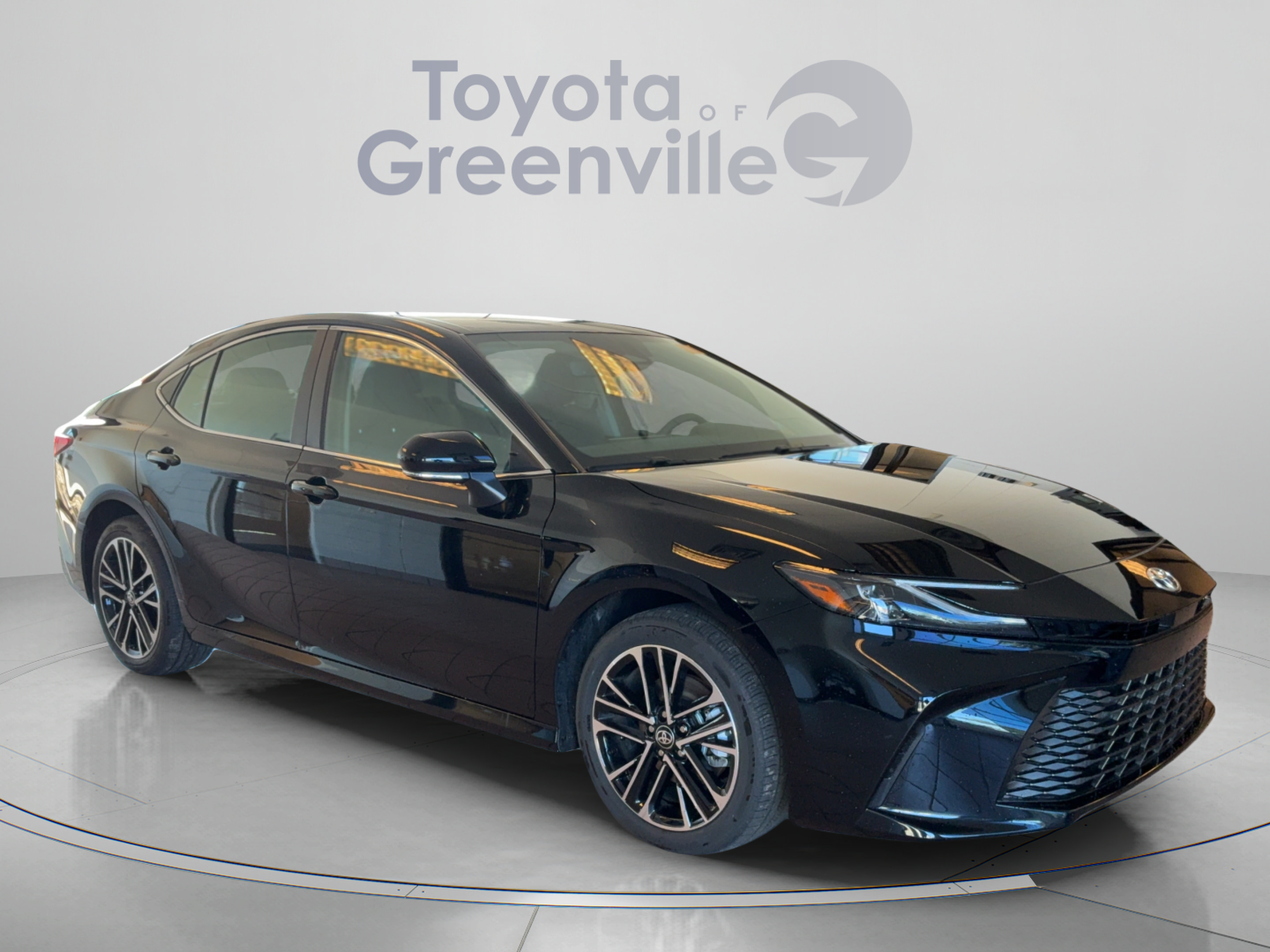 Used 2026 Toyota Camry XLE AWD/4WD image 8