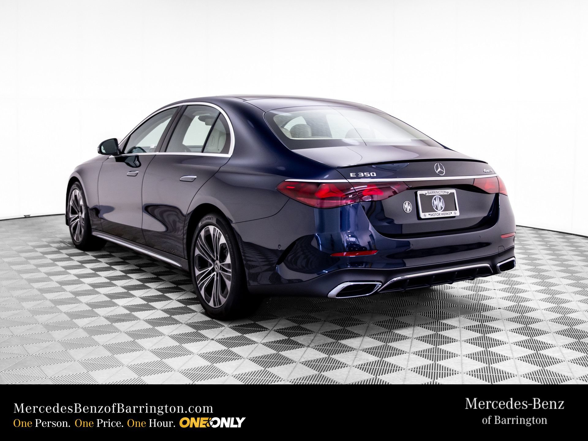 New 2026 Mercedes-Benz E 350 4MATIC Sedan image 3