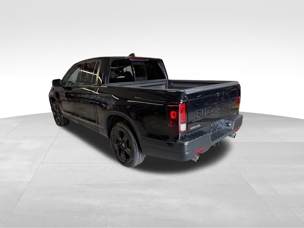 Used 2024 Honda Ridgeline Black Edition image 3