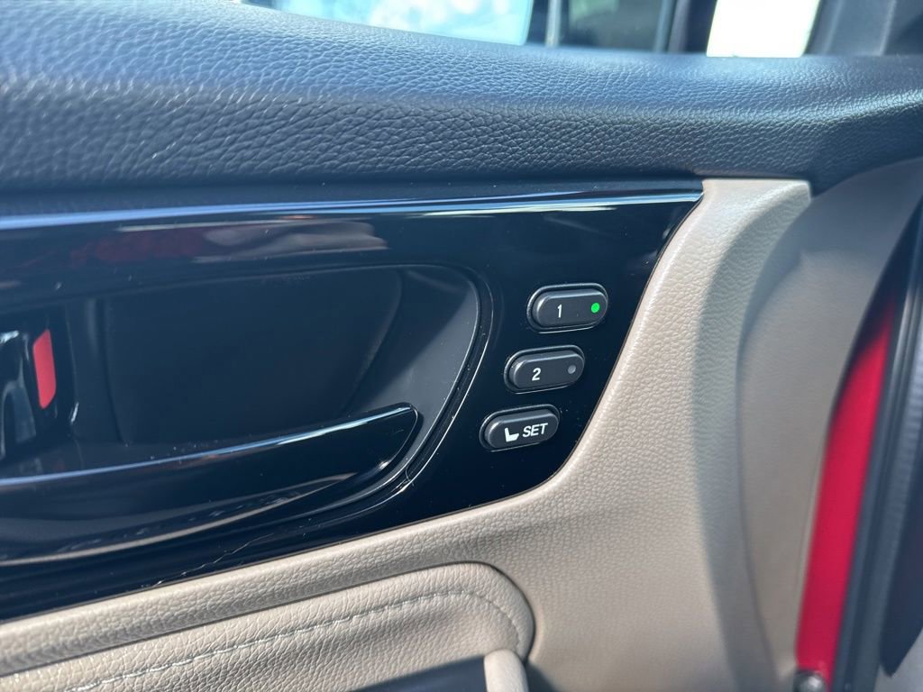 Used 2023 Honda Odyssey Elite image 31