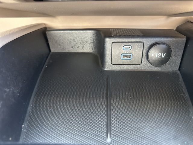Used 2022 Ford Escape SE image 20
