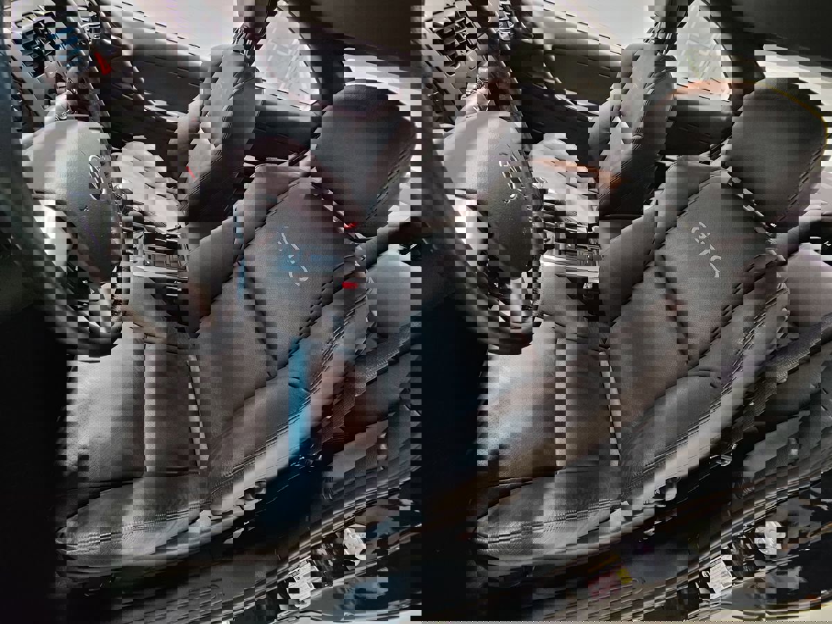 Used 2004 Pontiac GTO image 21