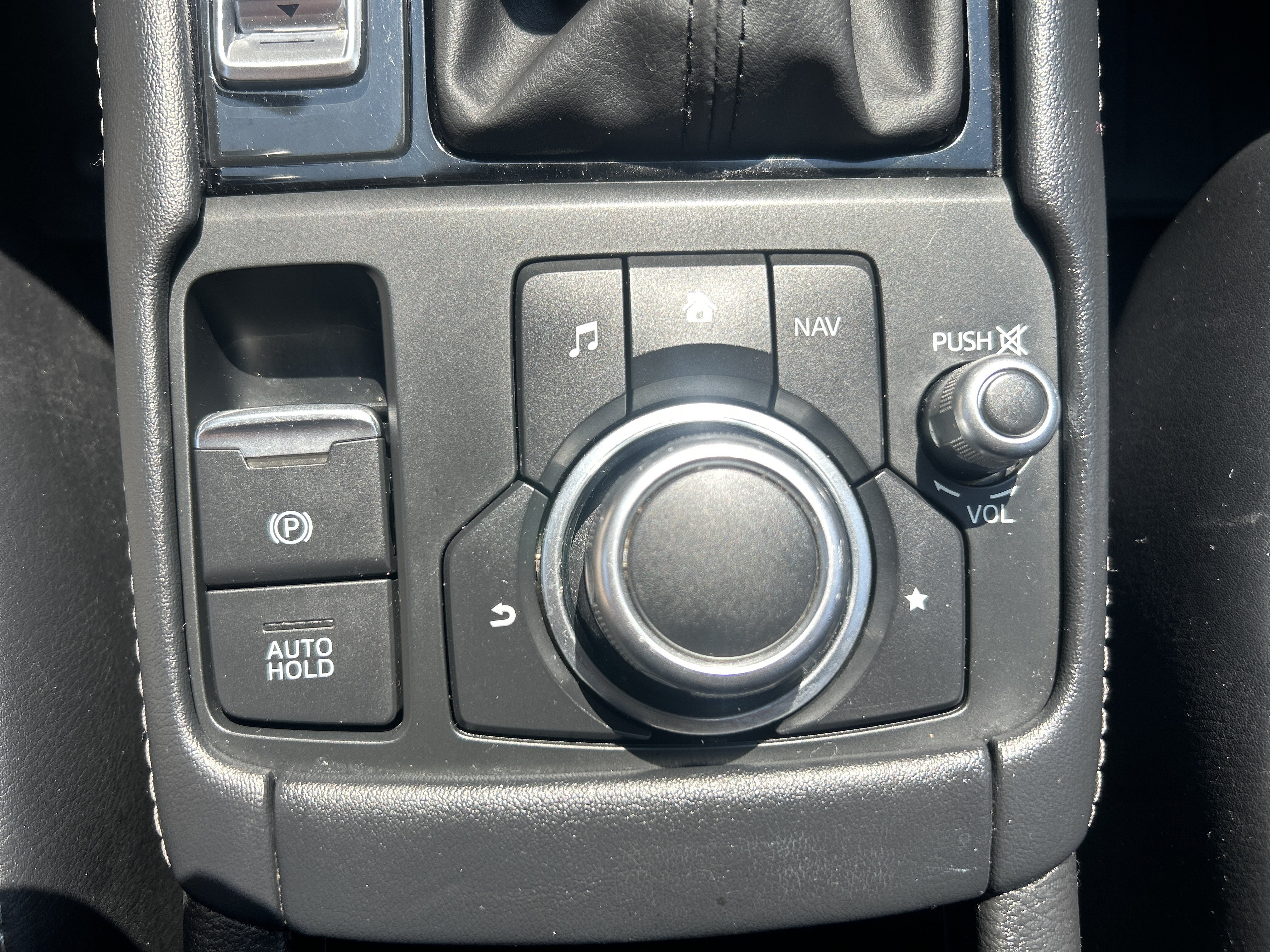 Used 2019 MAZDA CX-3 Touring w/ Touring I-ACTIVSENSE Package AWD/4WD image 28