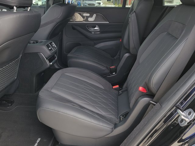 Used 2024 Mercedes-Benz GLS 63 AMG 4MATIC image 9