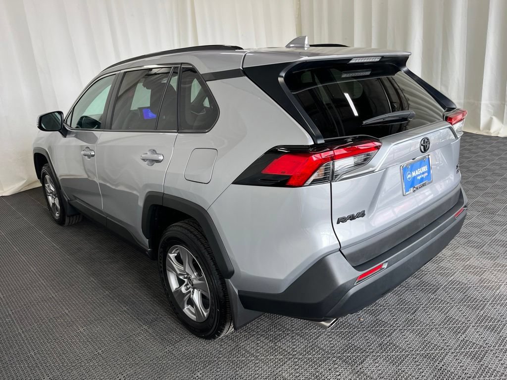 Used 2024 Toyota RAV4 XLE AWD/4WD image 27
