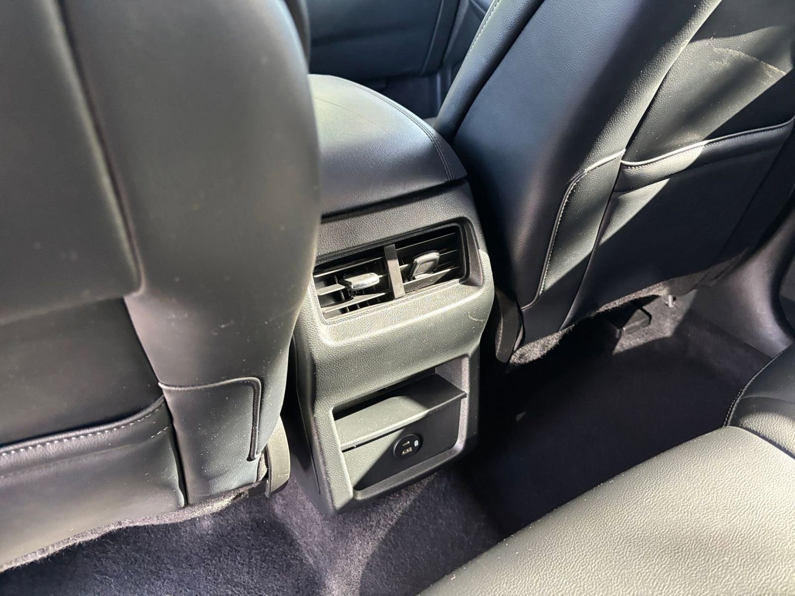 Used 2022 Ford Edge SEL image 24