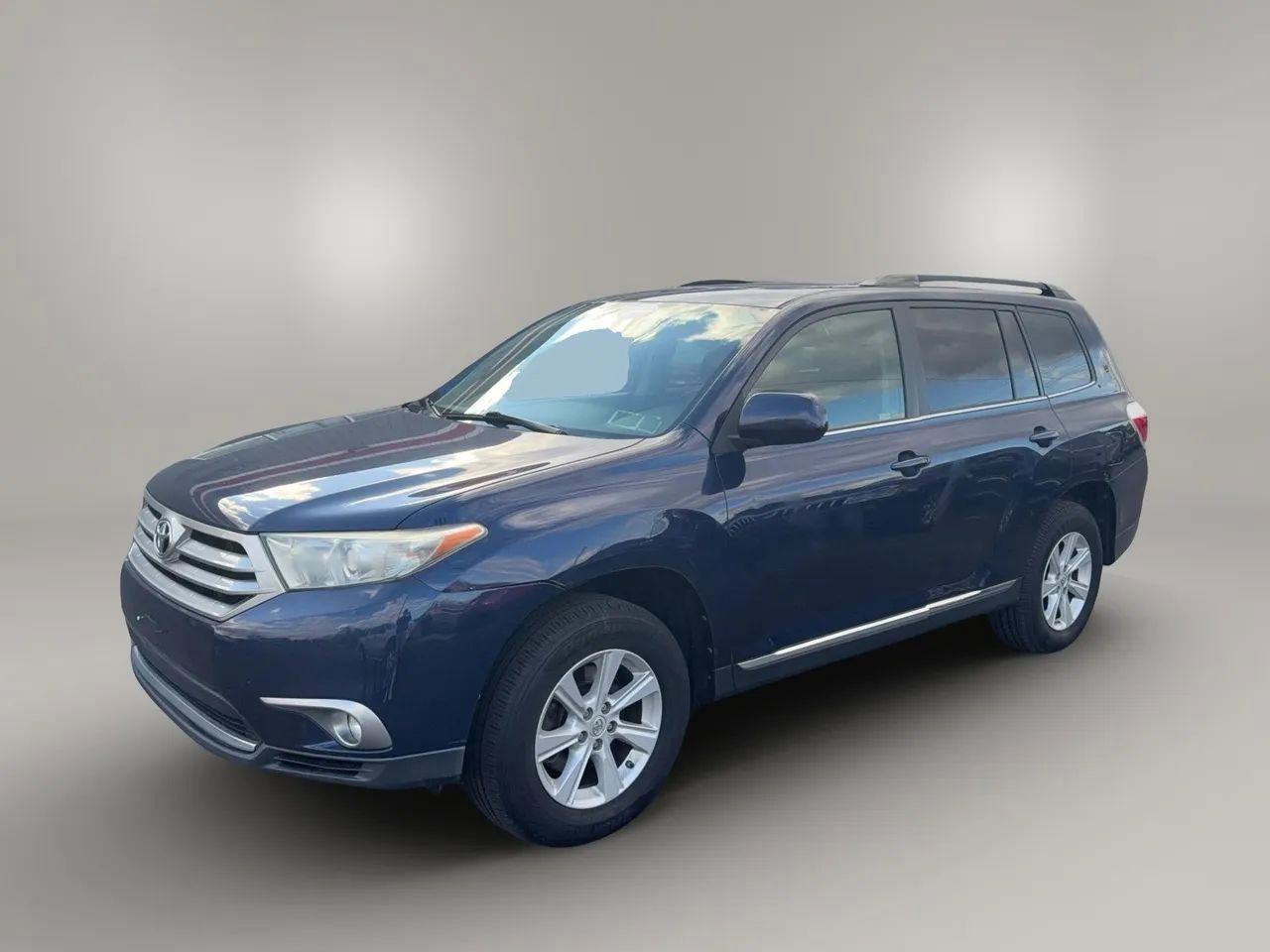 Used 2011 Toyota Highlander SE image 1
