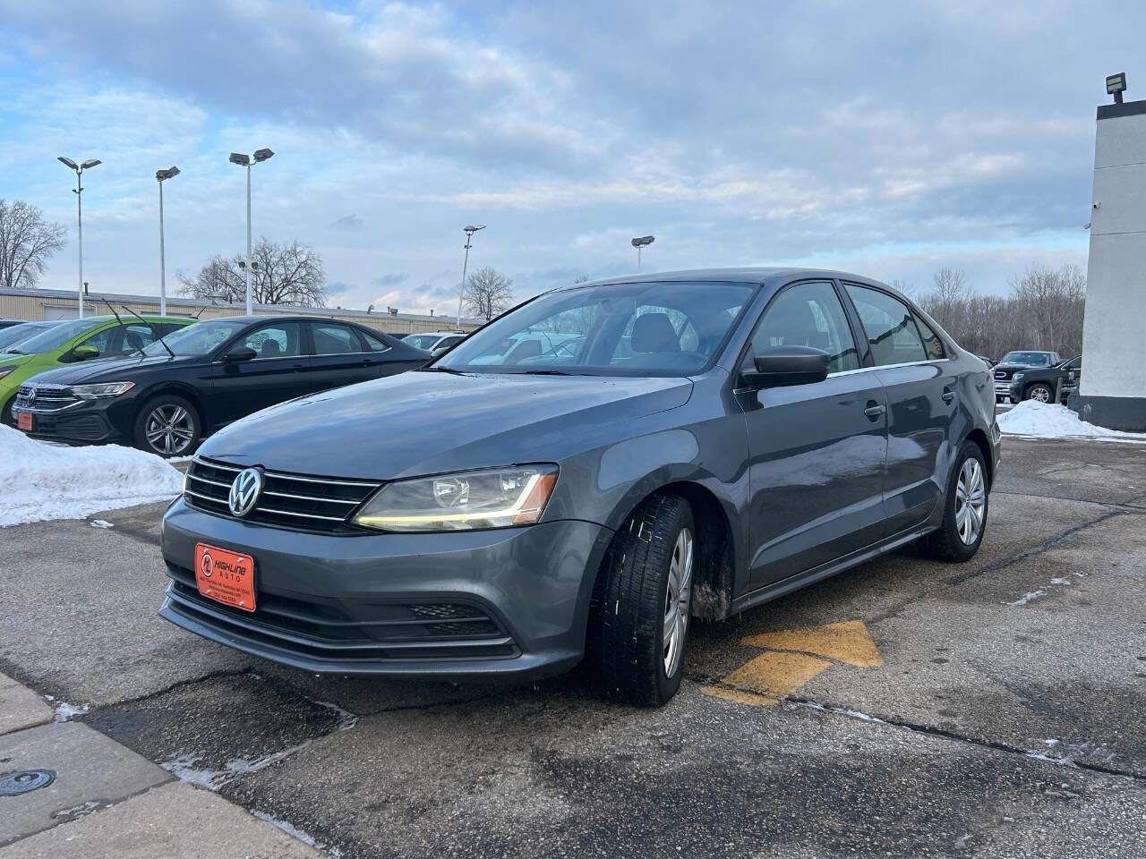 Used 2017 Volkswagen Jetta S image 8