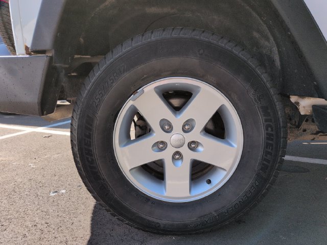 Used 2018 Jeep Wrangler Unlimited Sport S AWD/4WD image 13