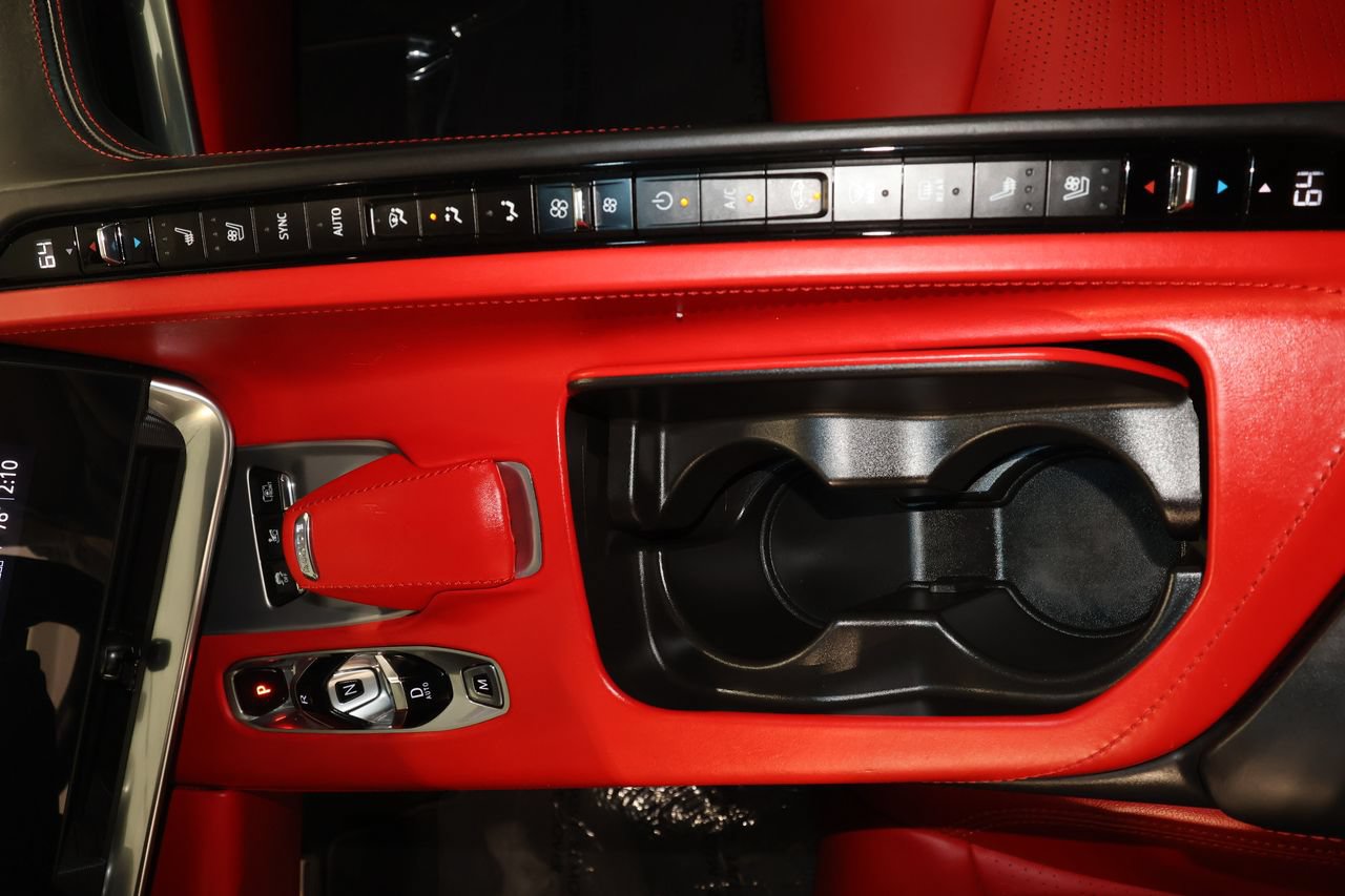 Certified 2023 Chevrolet Corvette Stingray Premium Cpe w/ Z51 Performance Package RWD image 17