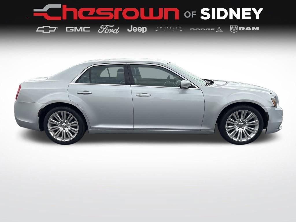 Used 2019 Chrysler 300 Touring L w/ Quick Order Package 22F image 6