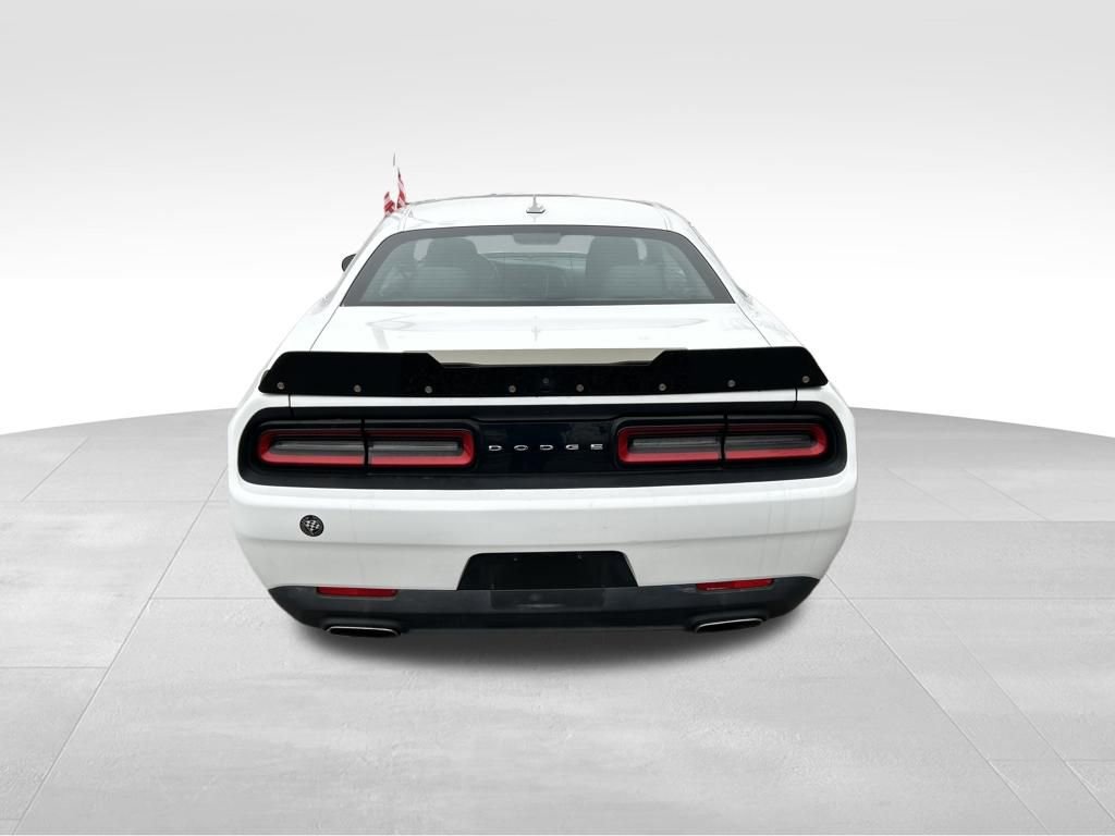 Used 2018 Dodge Challenger SXT w/ Blacktop Package RWD image 4