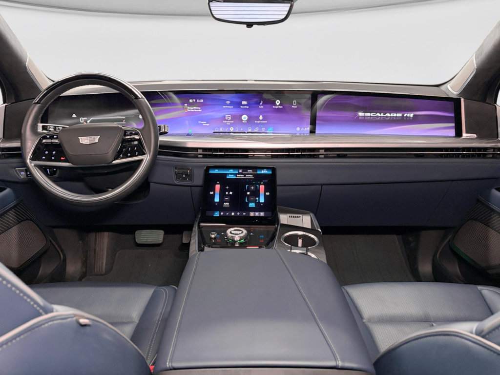 Used 2025 Cadillac Escalade IQ Luxury 2 w/ LPO, Premium Carpet Package AWD/4WD image 16