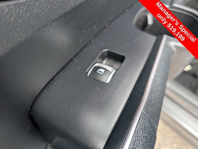 Used 2023 Kia Sorento LX AWD/4WD image 11