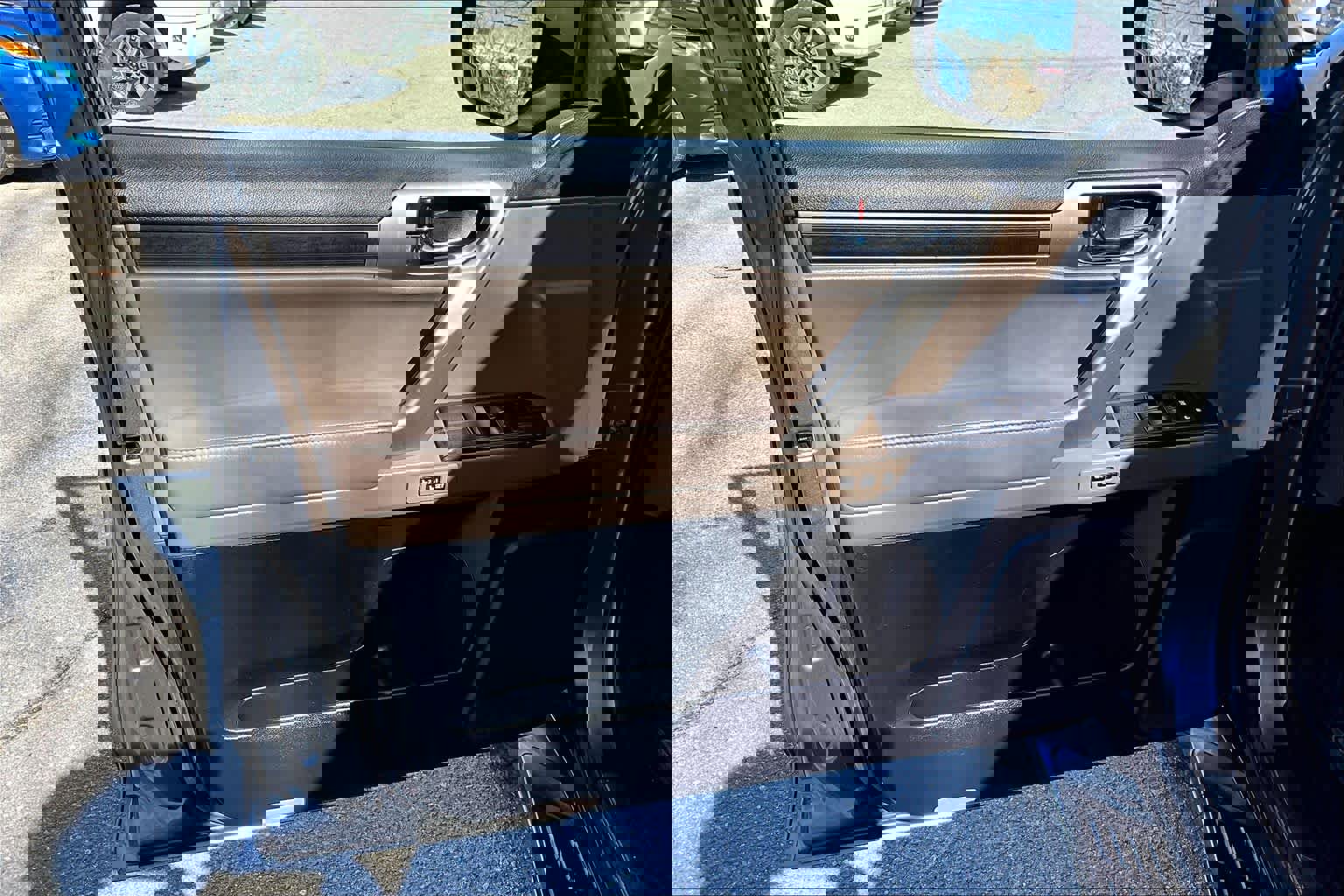 Used 2020 Lexus GX 460 Premium image 21