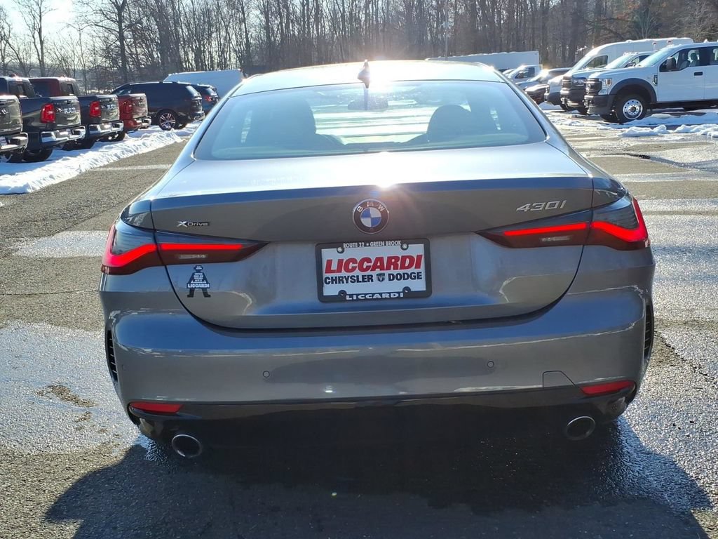 Used 2023 BMW 430i xDrive Coupe w/ Convenience Package AWD/4WD image 5