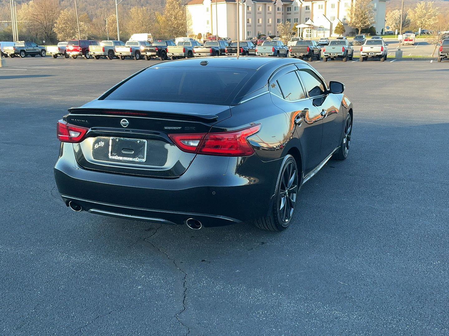 Used 2018 Nissan Maxima SR w/ Midnight Edition image 7