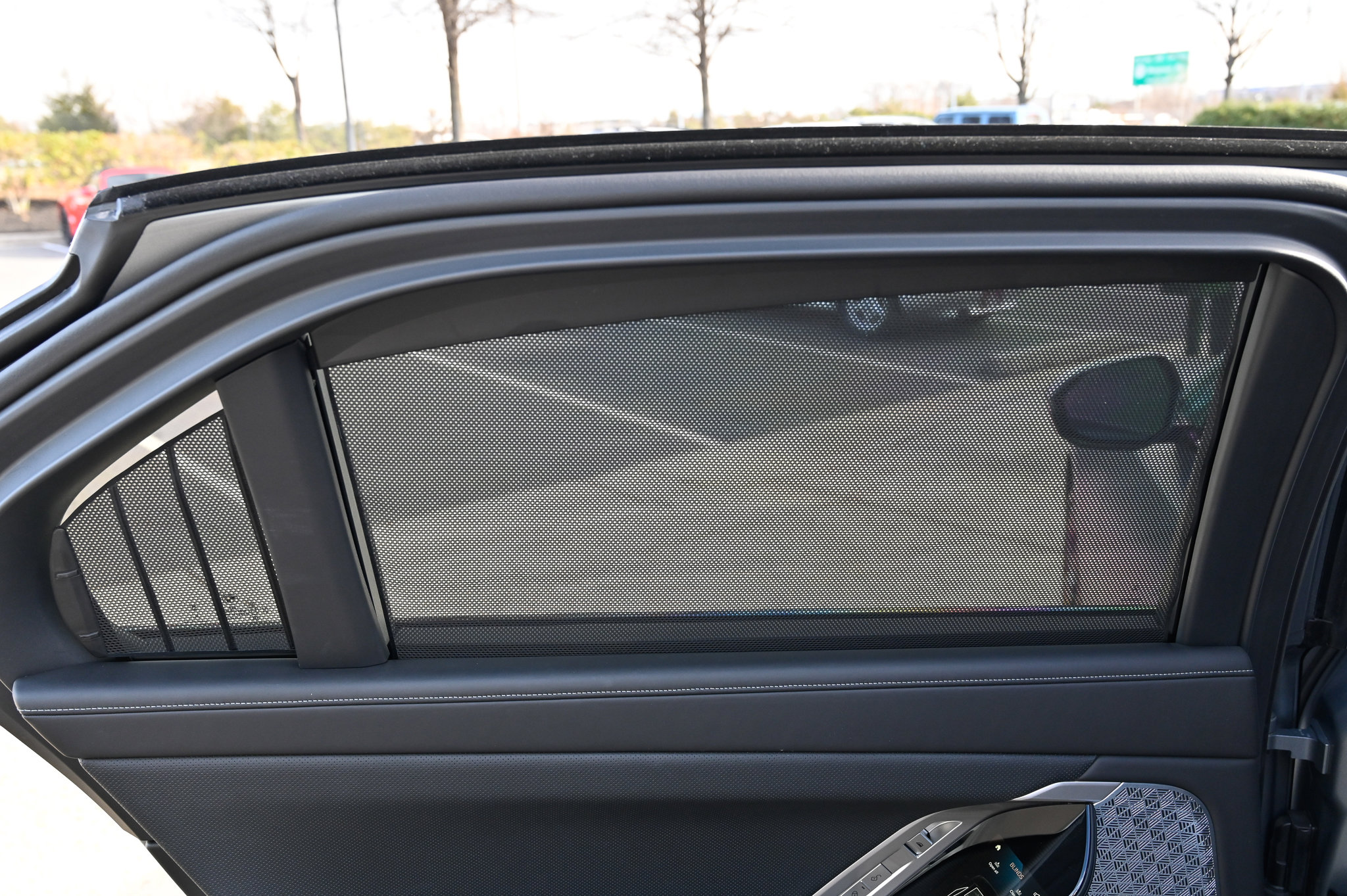 Used 2023 BMW 760i xDrive 760i xDrive image 38