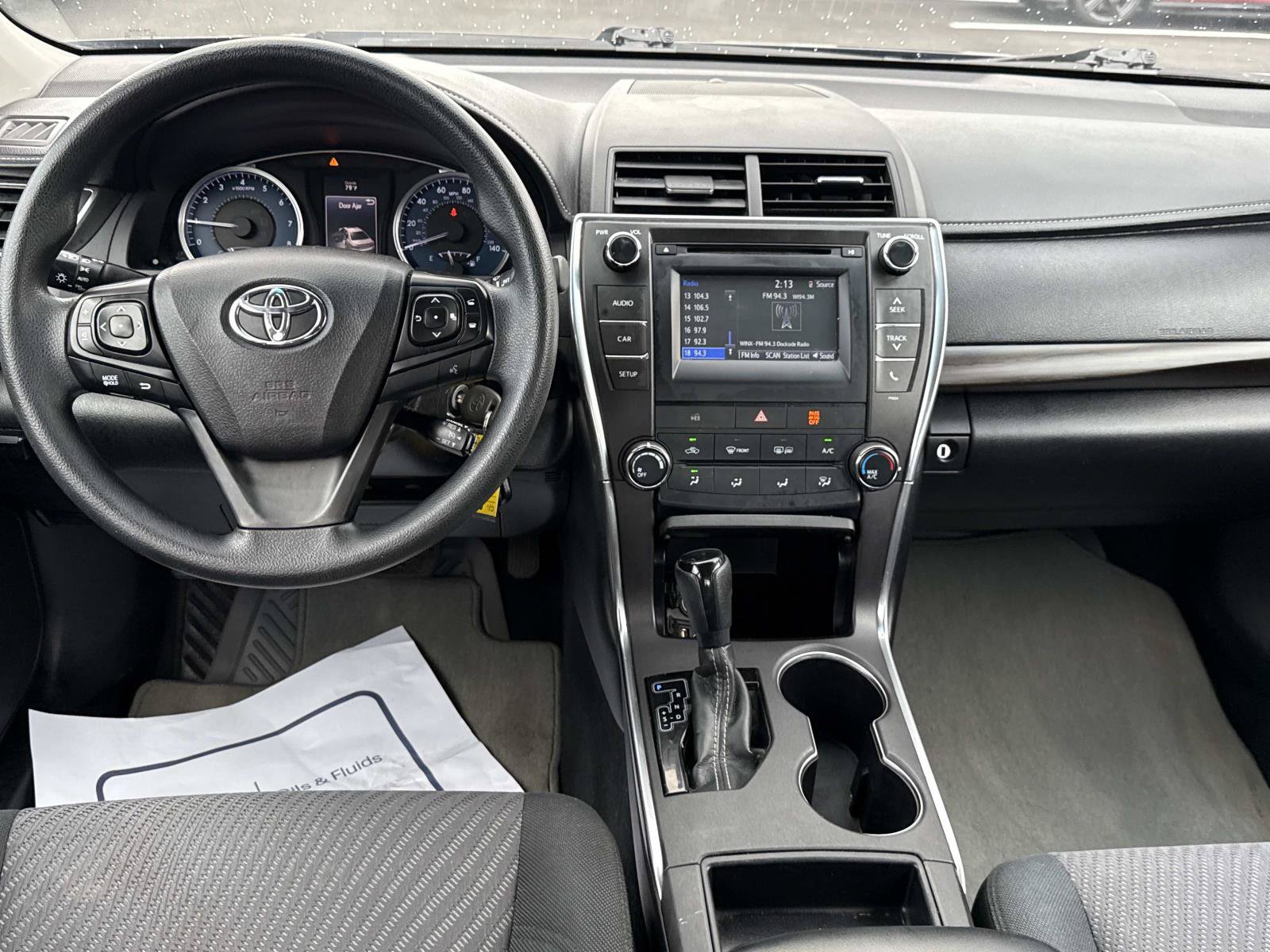 Used 2016 Toyota Camry LE FWD image 2