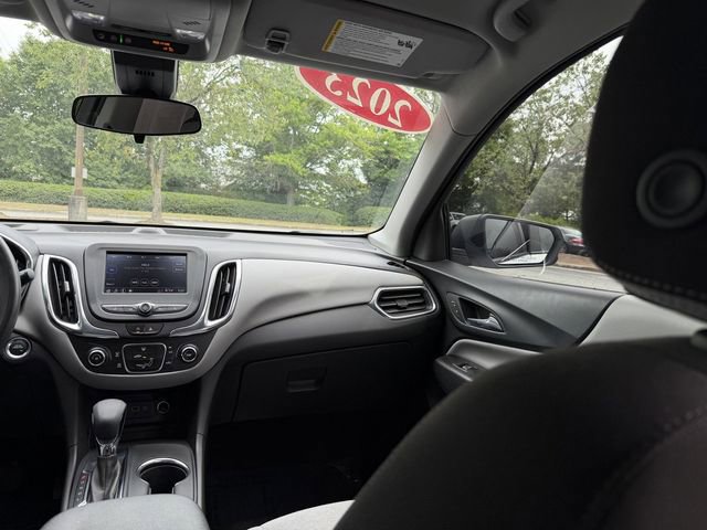 Used 2023 Chevrolet Equinox LS FWD image 35