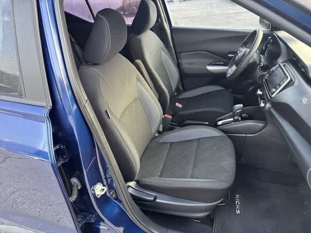 Used 2019 Nissan Kicks SV FWD image 20