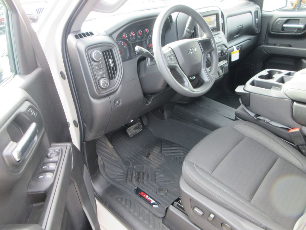 New 2026 Chevrolet Silverado 1500 Custom Trail Boss w/ LPO, Dark Essentials Package image 15