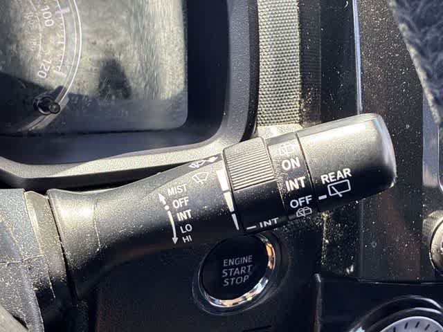 Used 2021 Toyota 4Runner TRD Off-Road AWD/4WD image 28