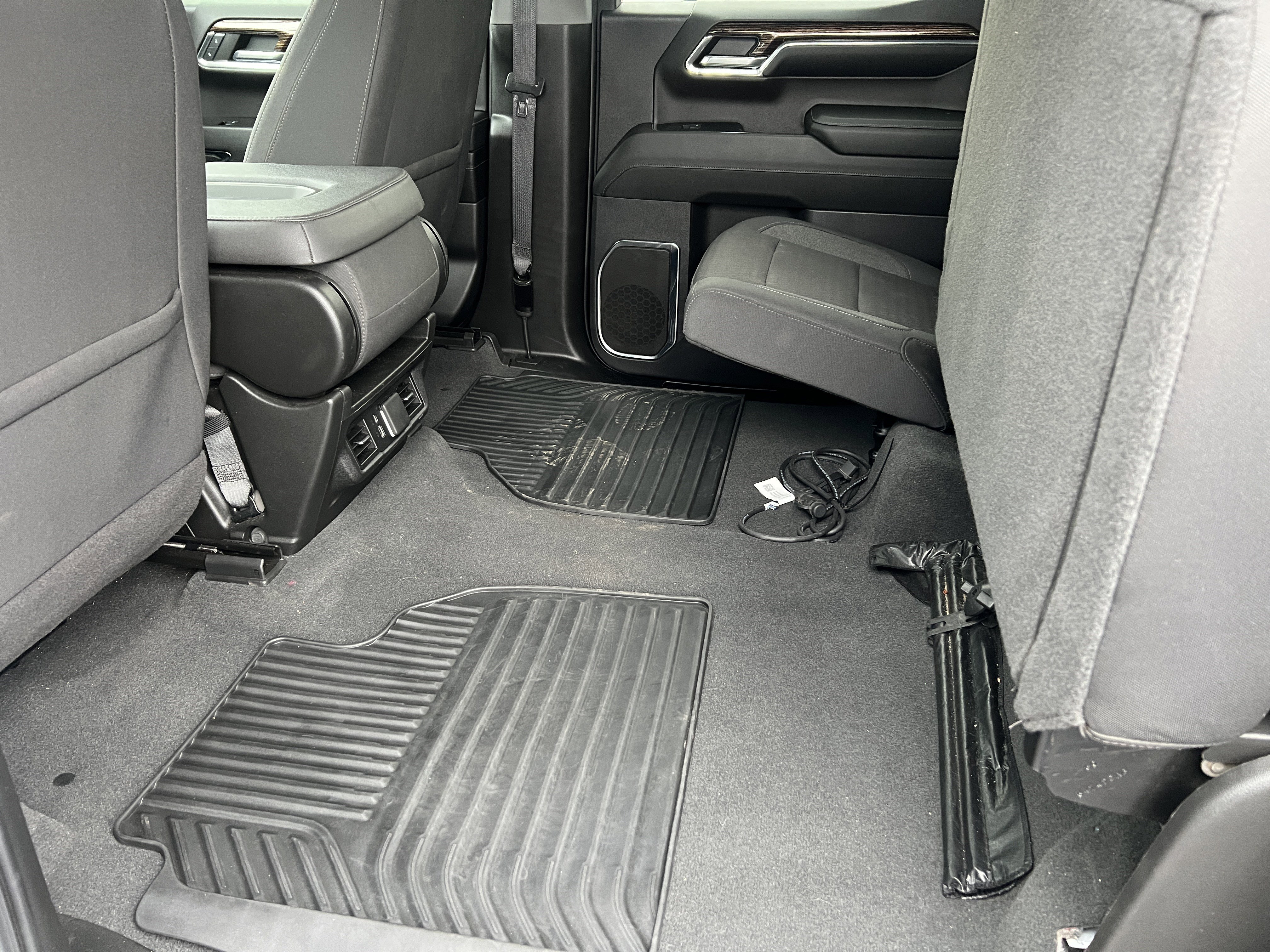 Used 2024 GMC Sierra 1500 SLE w/ Preferred Package image 17