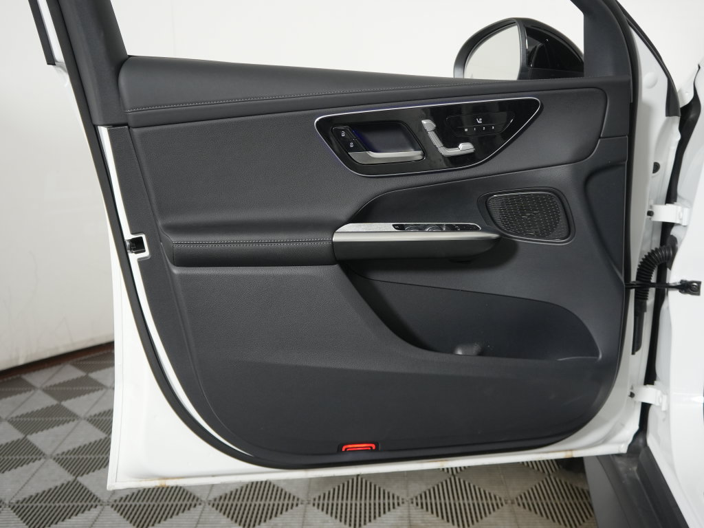 Certified 2024 Mercedes-Benz GLC 300 4MATIC w/ AMG Line image 29