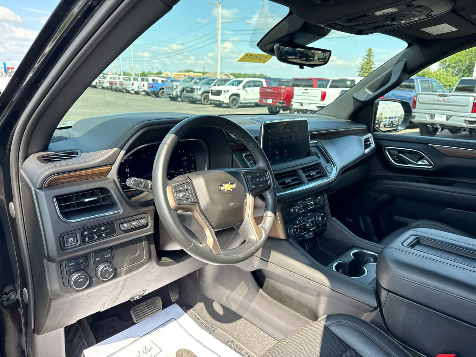 Certified 2023 Chevrolet Tahoe High Country AWD/4WD image 13