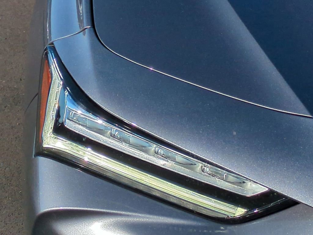 Used 2021 Acura TLX w/ Technology Package image 9
