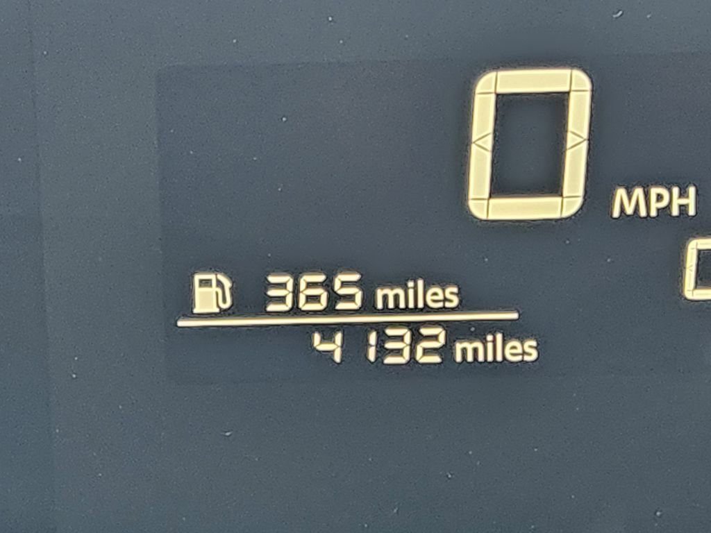 Certified 2025 Nissan Kicks SV image 20