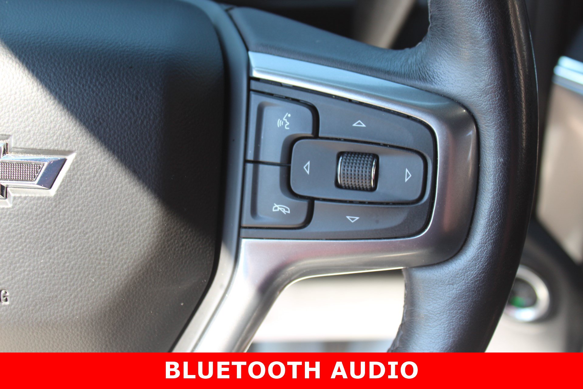 Used 2022 Chevrolet Silverado 1500 LT Trail Boss w/ Bed Protection Package AWD/4WD image 19
