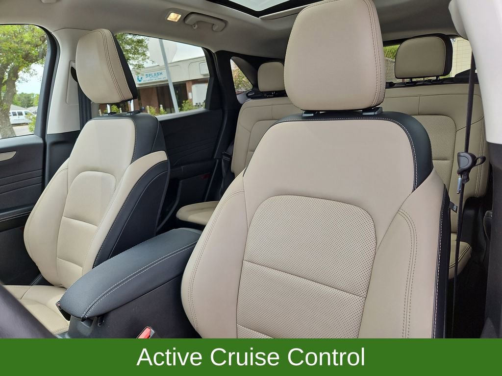 Used 2021 Ford Escape Titanium w/ Class II Trailer Tow Package image 26