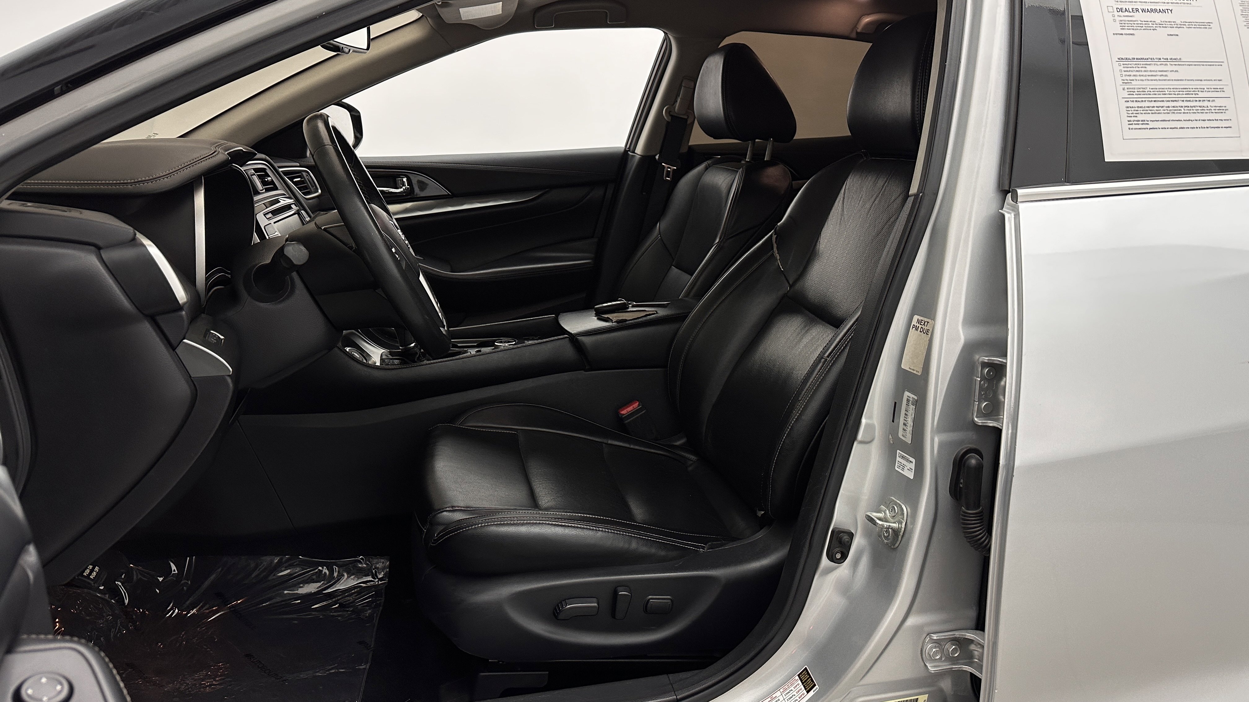 Used 2020 Nissan Maxima 3.5 SV w/ Floor Mat Group FWD image 14