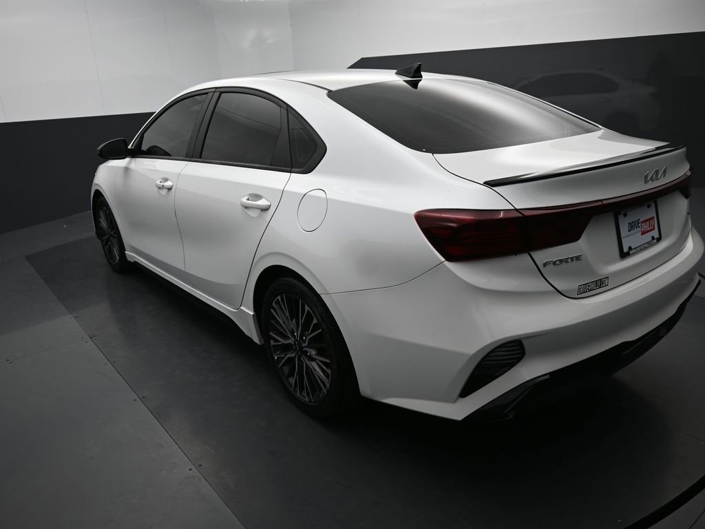 Used 2022 Kia Forte GT-Line w/ GT-Line Premium Package FWD image 6
