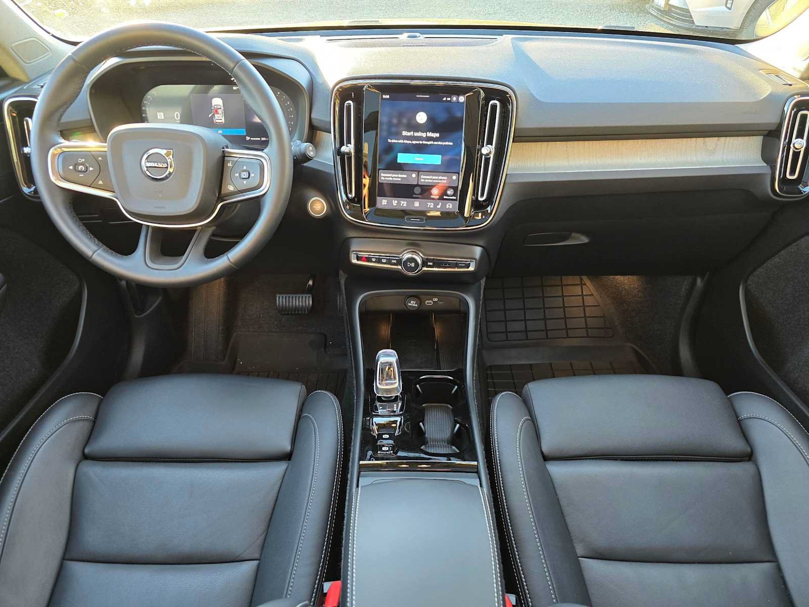 Used 2026 Volvo XC40 B5 Ultra w/ Climate Package AWD/4WD image 18