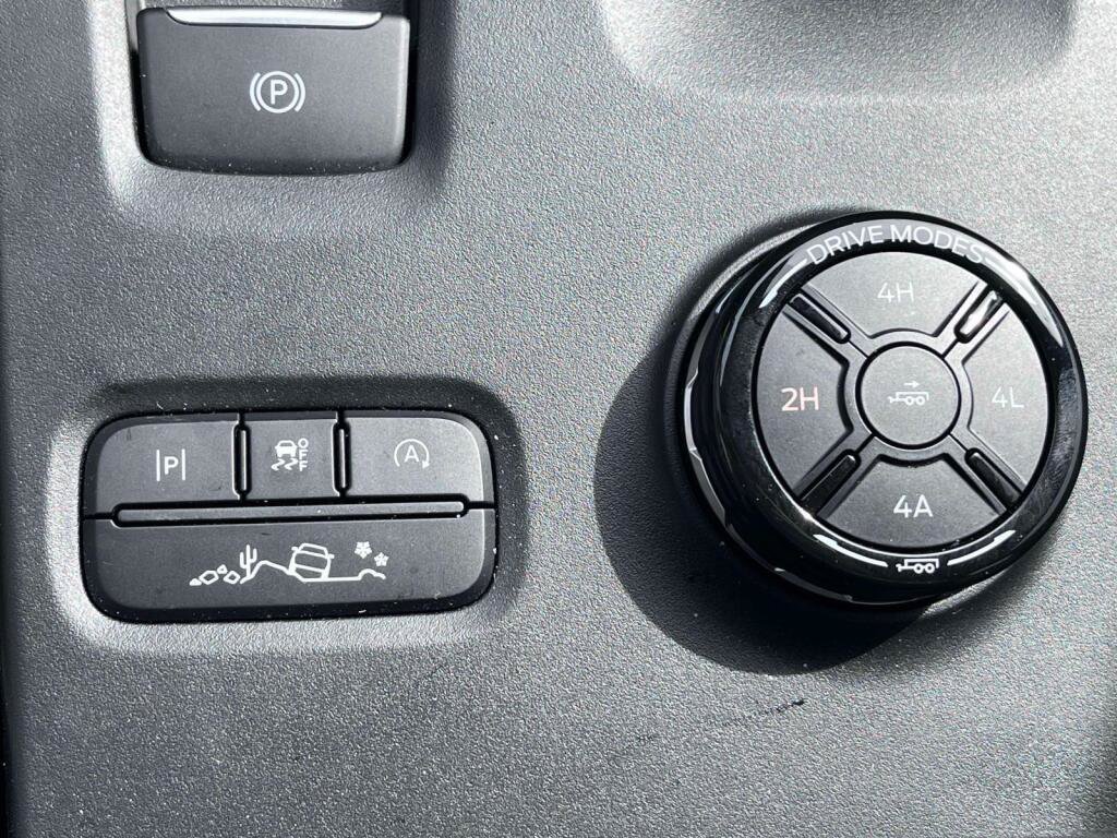 Certified 2025 Ford Ranger Raptor AWD/4WD image 28