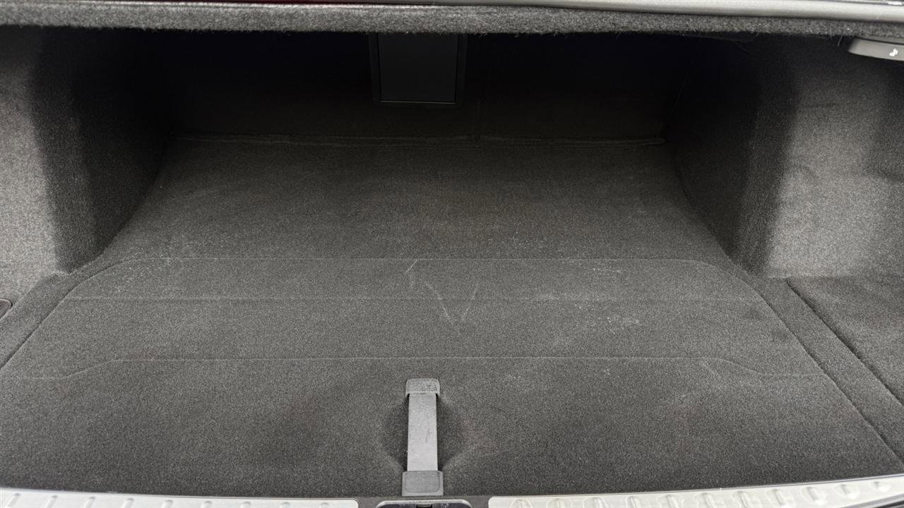 Used 2024 Lucid Air Touring image 25