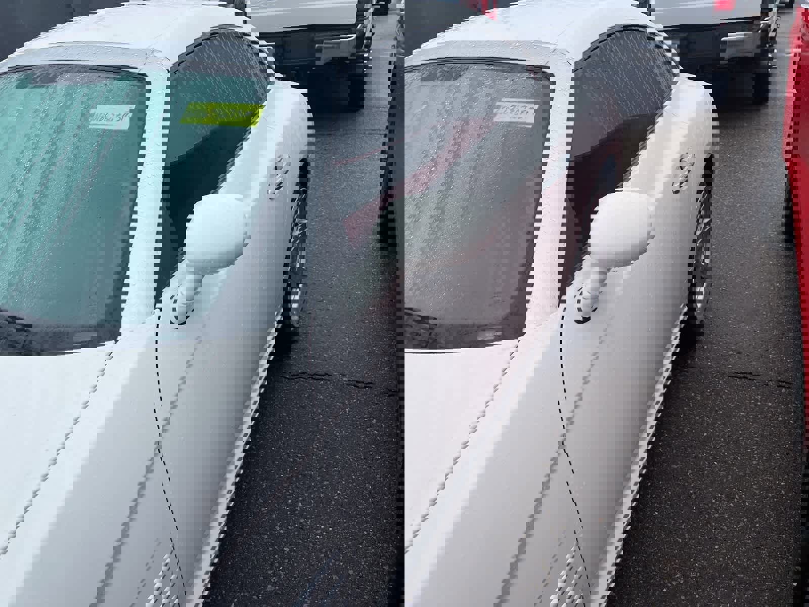 Used 2006 Chrysler Crossfire Limited image 7