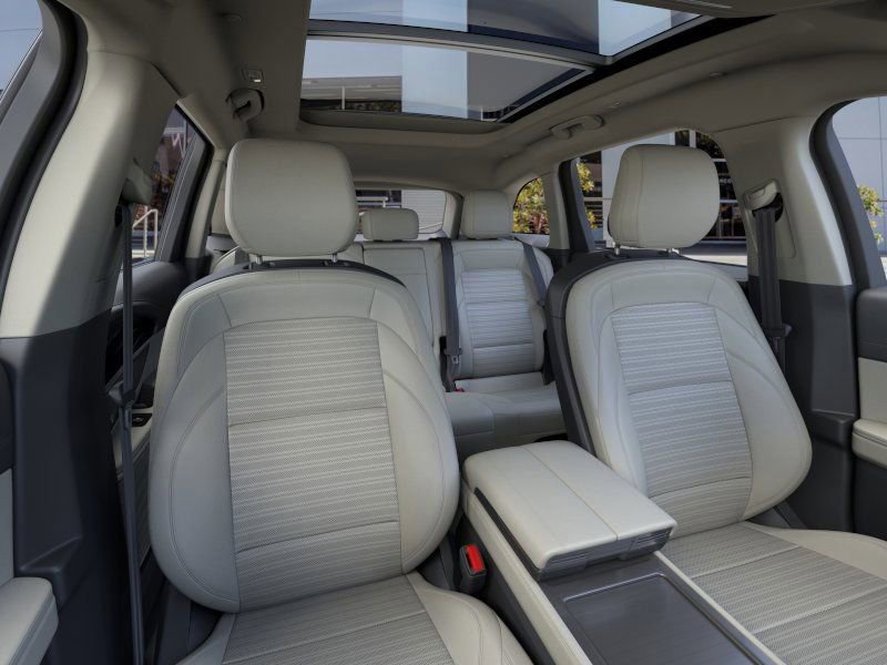 New 2026 Lincoln Nautilus Reserve w/ Jet Appearance Package image 10